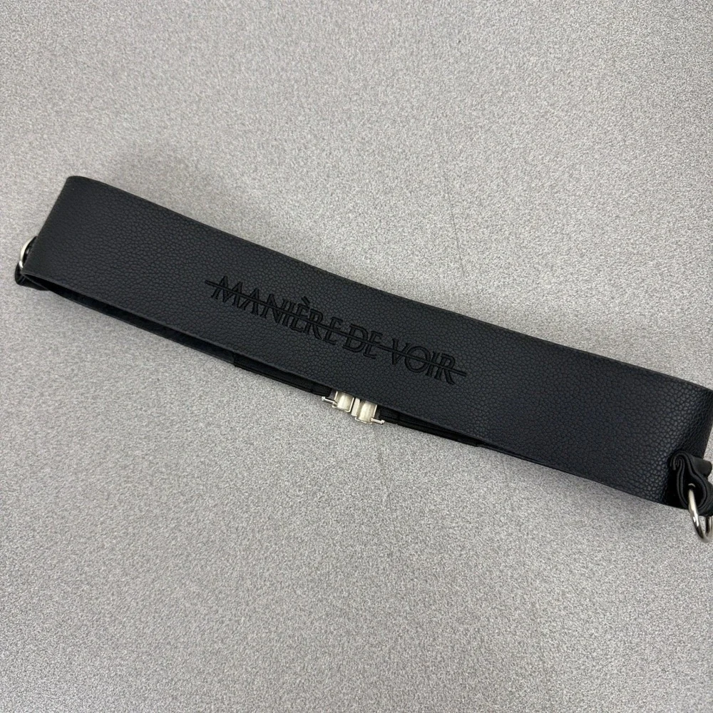 Manière De Voir Belt Womens 26.5 Black Elastic Waist Cinch Pebbled Logo Silver